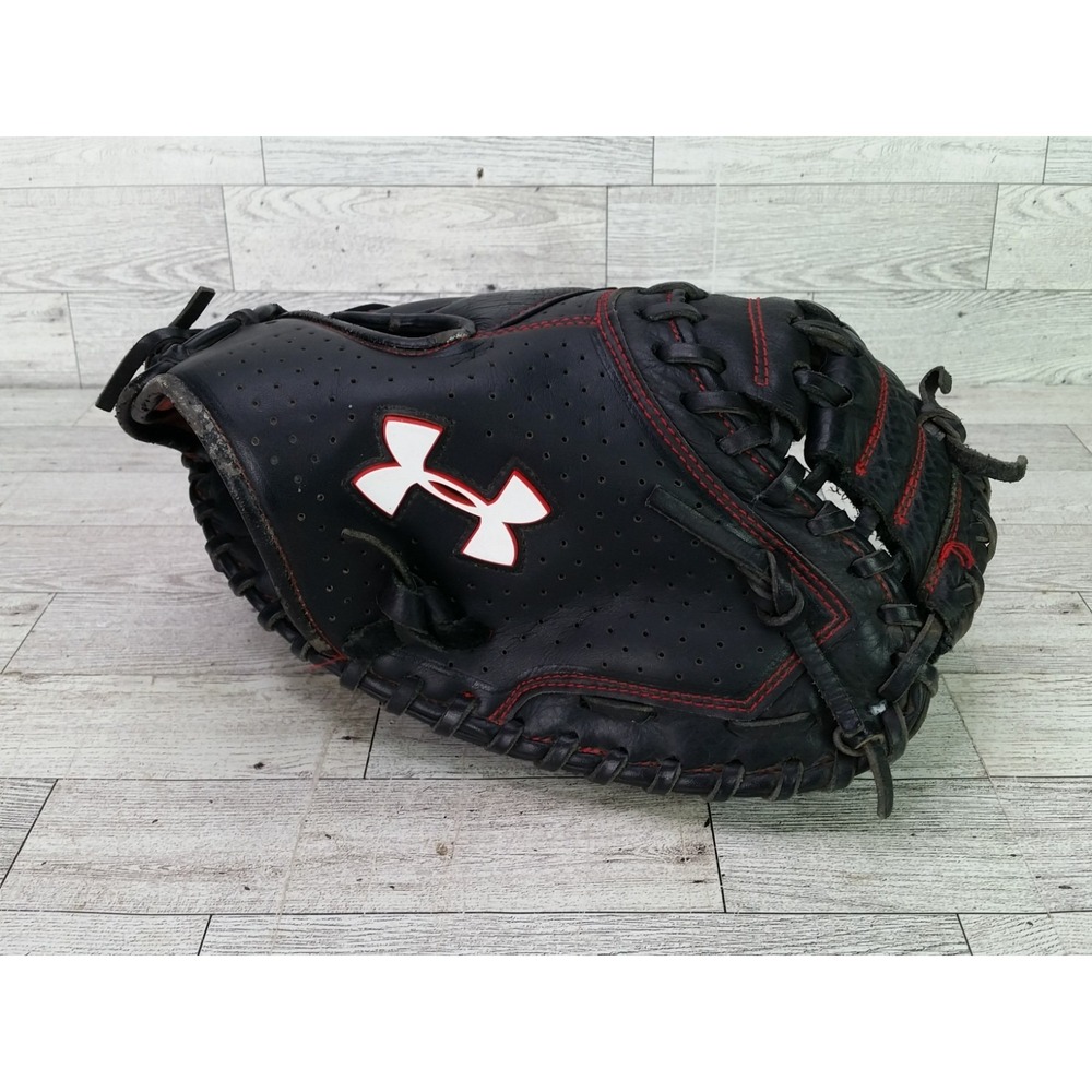 Under Armour Youth Catchers Mitt RHT UACM-100A Black Red Stitch Baseball Glove